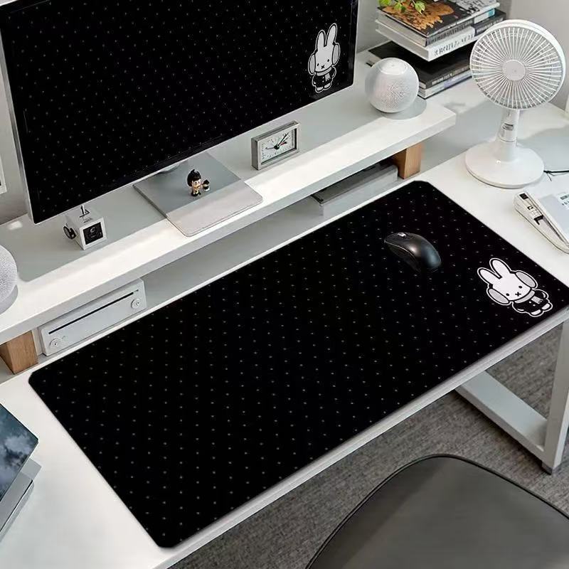 Gaming Keyboard Nearby - Tappetino per Mouse Grande con Simpatico